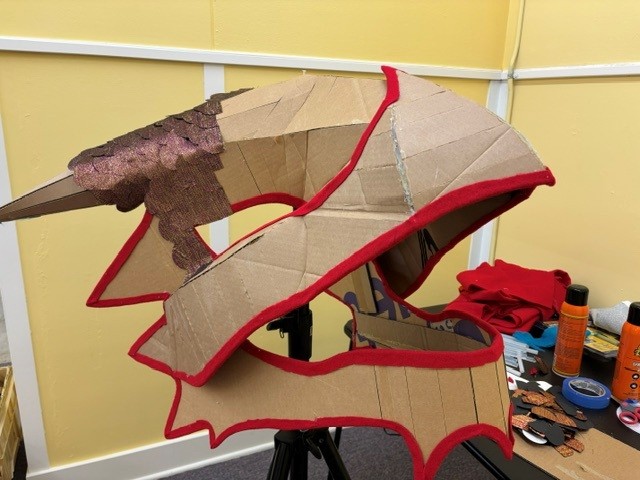 dragon construction1.jpg